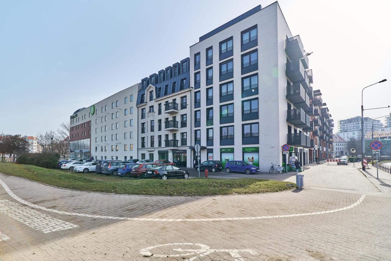 Under The Wroclove Sky By Noclegi Renters Wroclaw Bagian luar foto