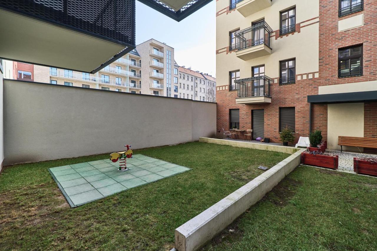Under The Wroclove Sky By Noclegi Renters Wroclaw Bagian luar foto